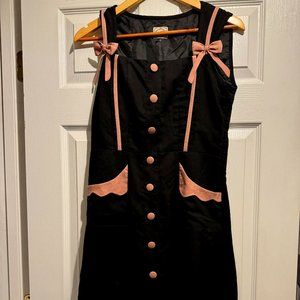 Gothic Lolita Witchy Black Dress with Pink Bow Trim & Scalloped Pockets UK12/US8